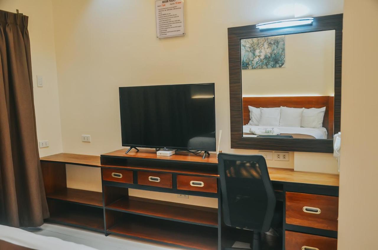 Villa Mj Maristela Beach Resort Lemery エクステリア 写真